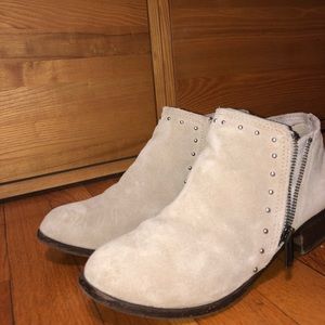 Minnetonka short boots